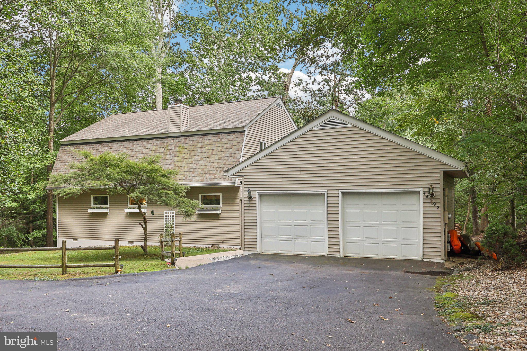 44592 Aspen Ln