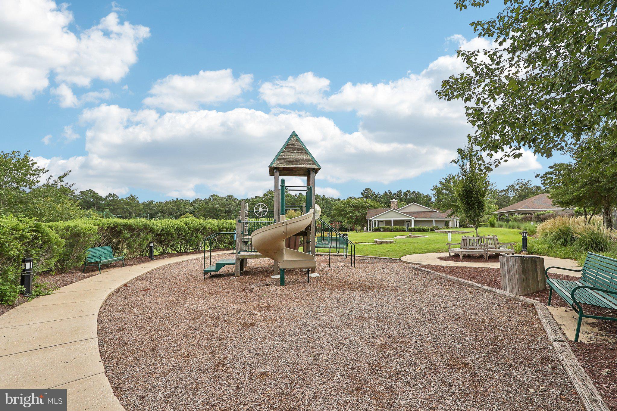 44592 Aspen Ln