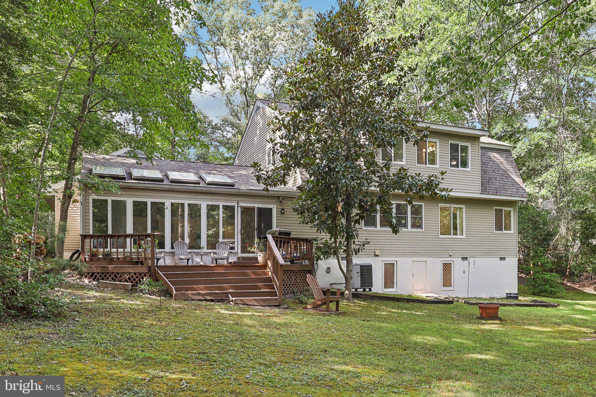 44592 Aspen Ln