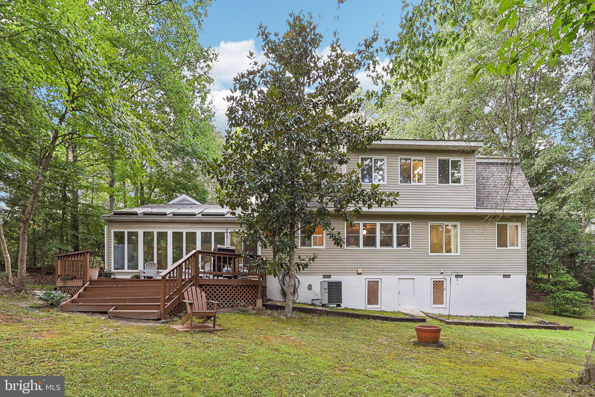 44592 Aspen Ln
