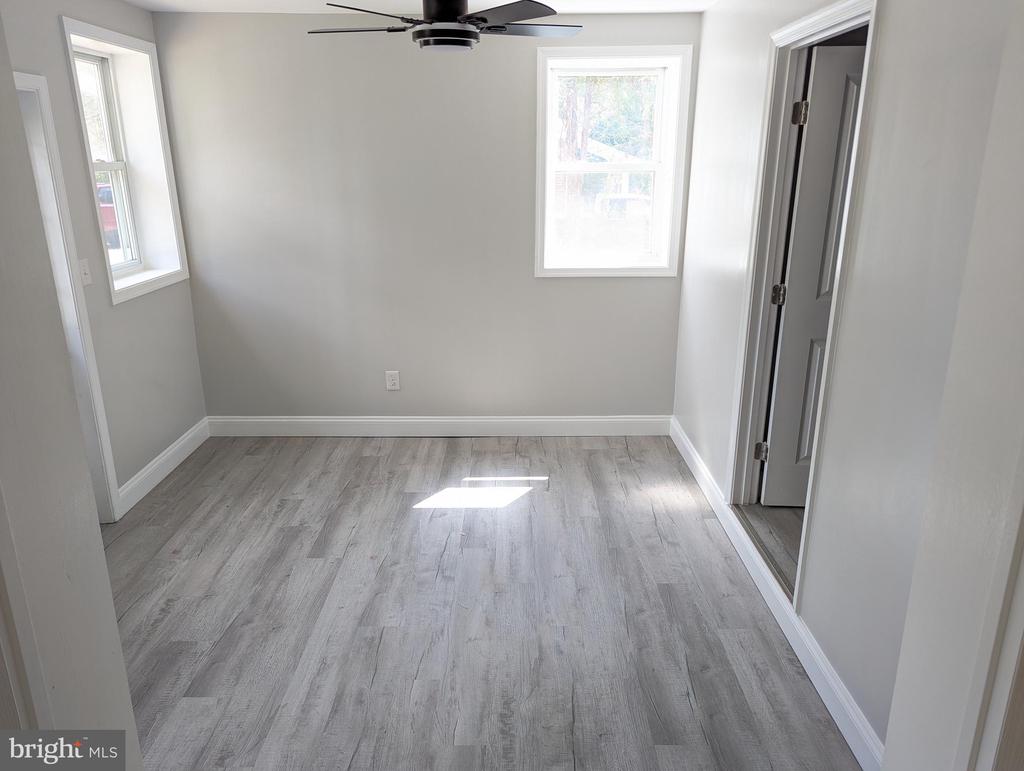 31405 Point Lookout Rd