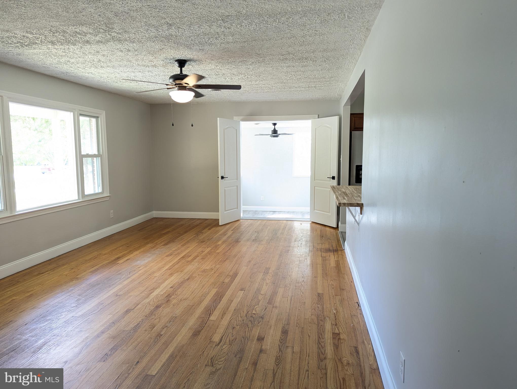 31405 Point Lookout Rd