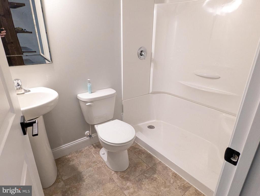 31405 Point Lookout Rd