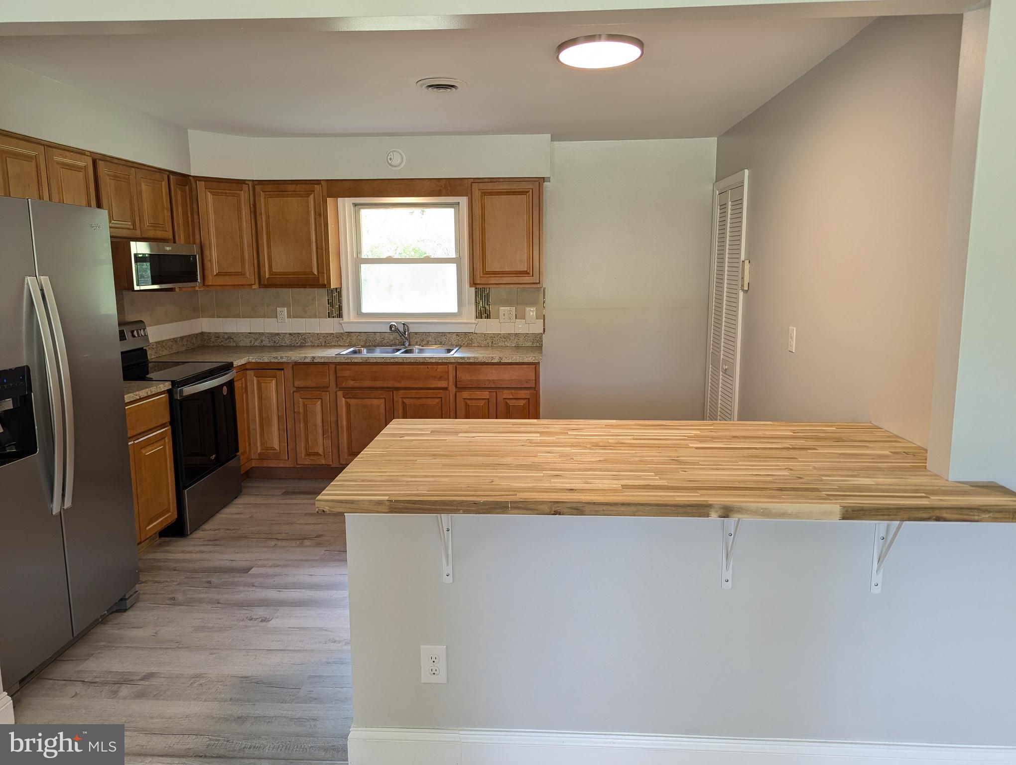 31405 Point Lookout Rd