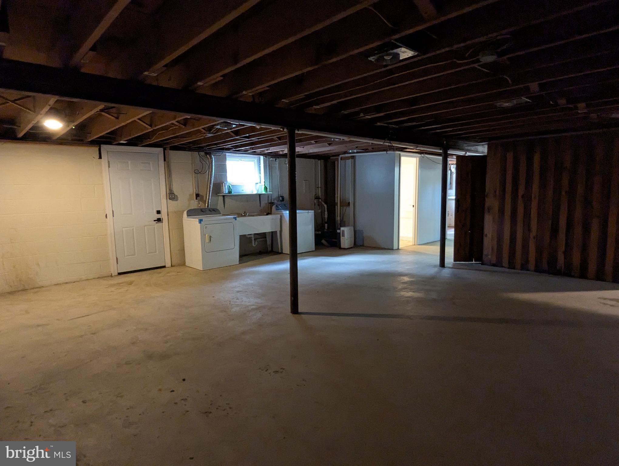 31405 Point Lookout Rd