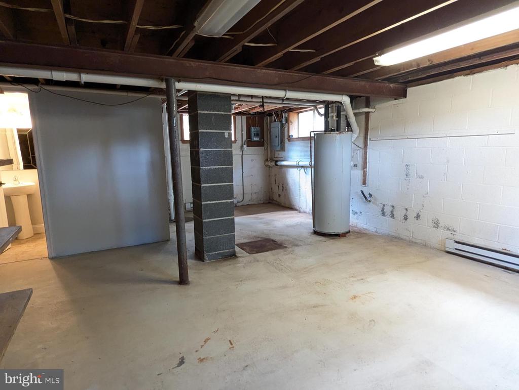 31405 Point Lookout Rd