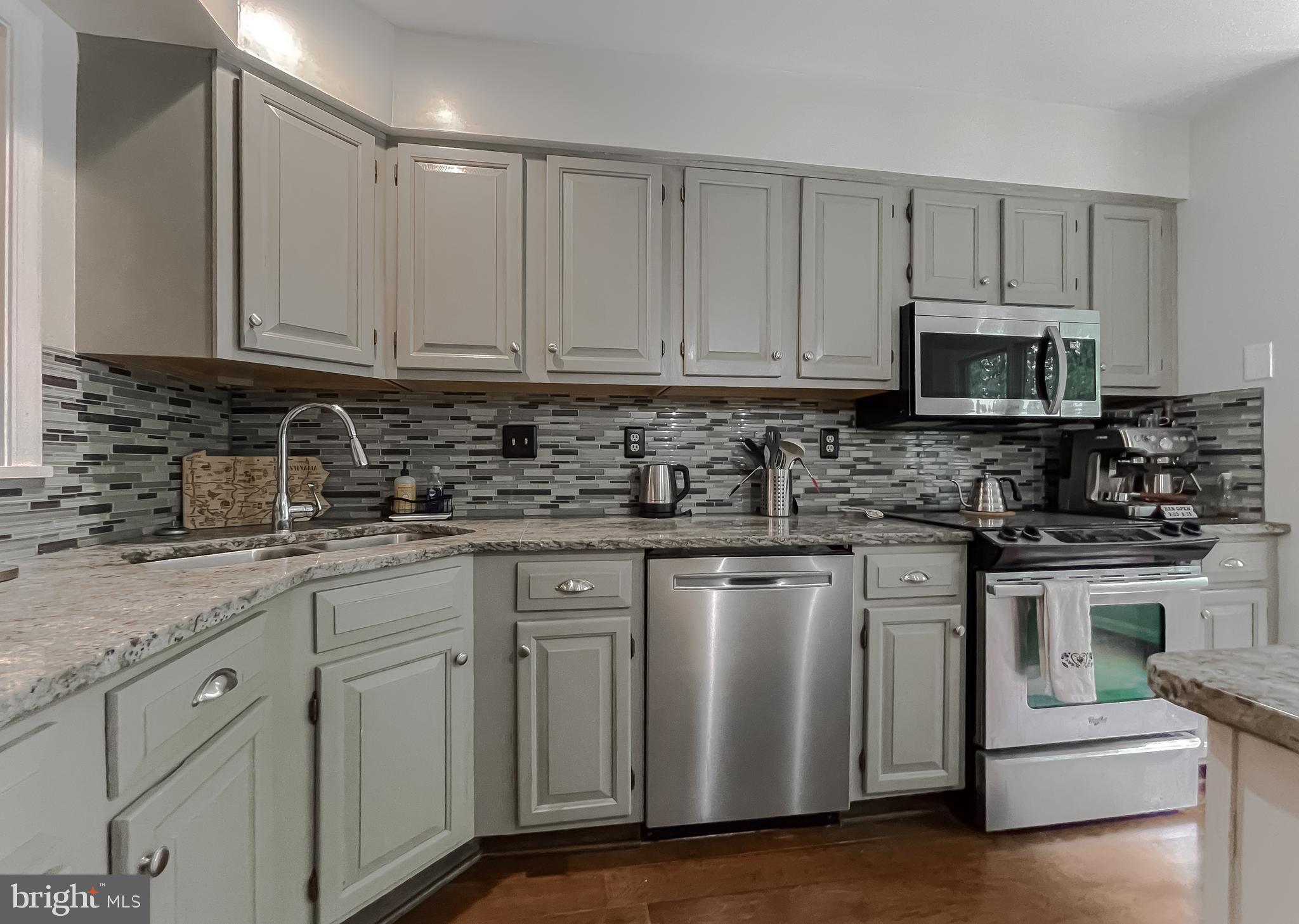 40407 Breton View Dr