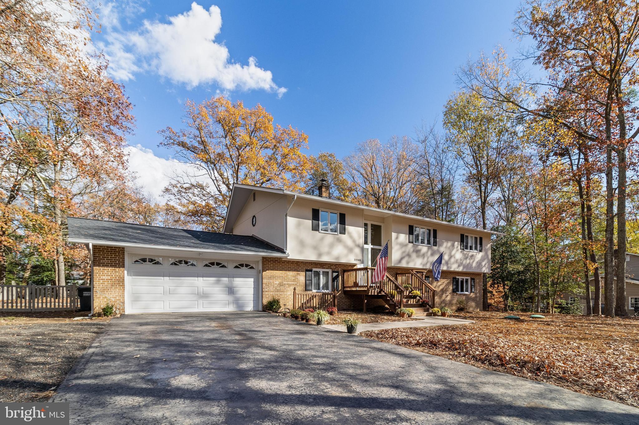22380 White Oak Rd