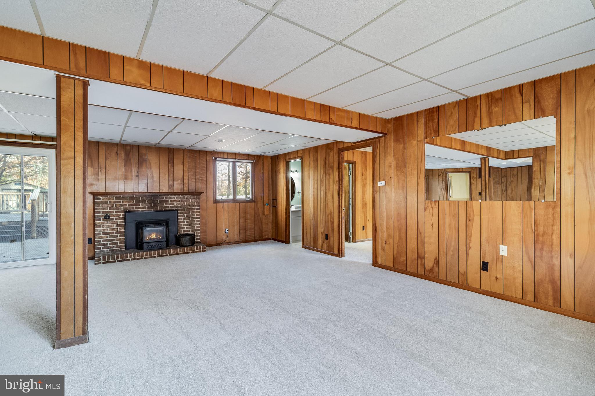22380 White Oak Rd