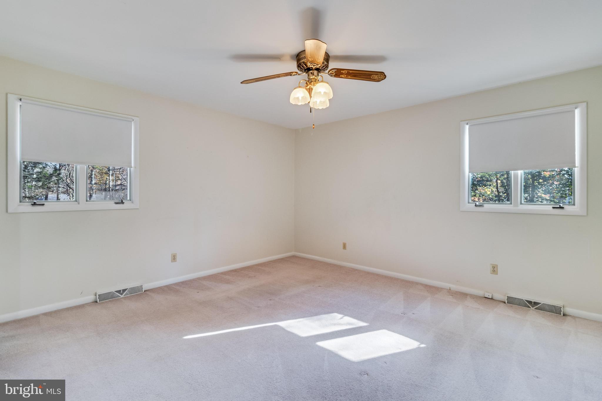 22380 White Oak Rd