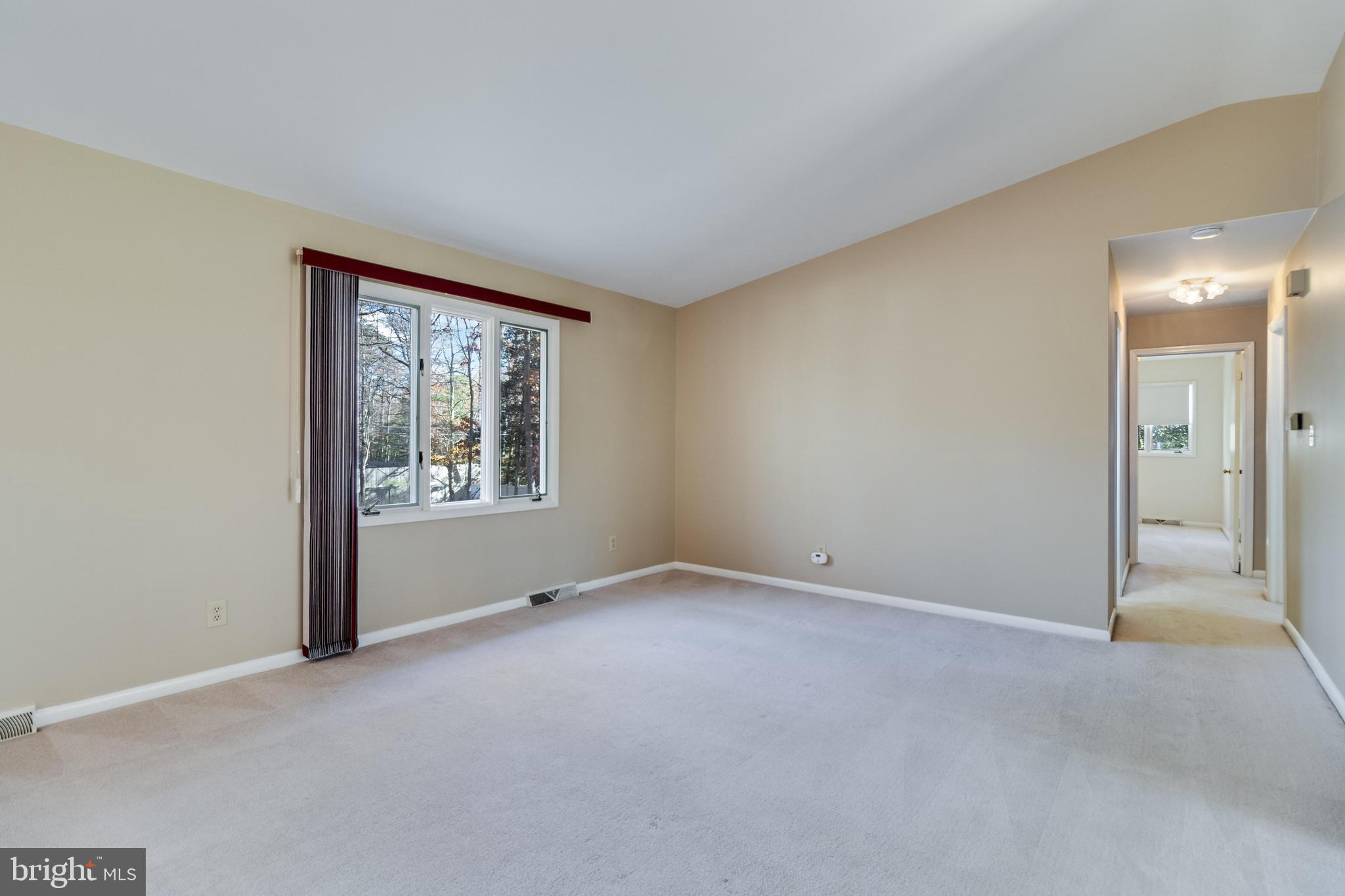 22380 White Oak Rd