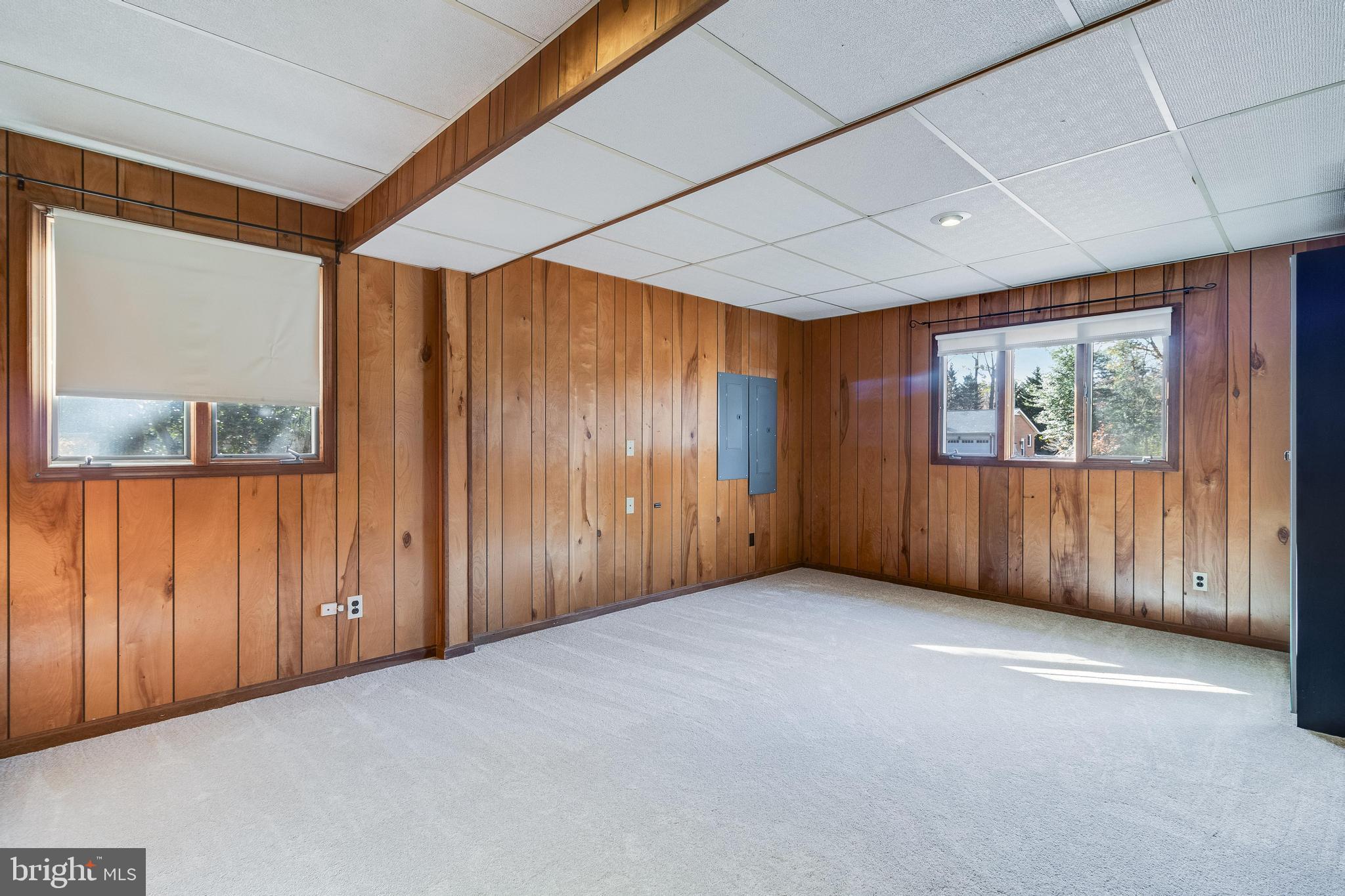 22380 White Oak Rd