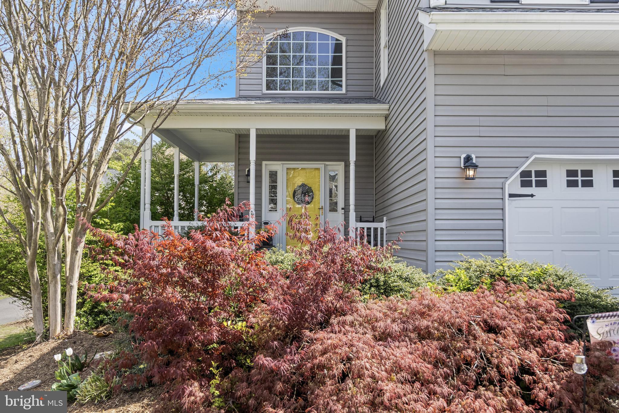 23274 Willow Creek Ln