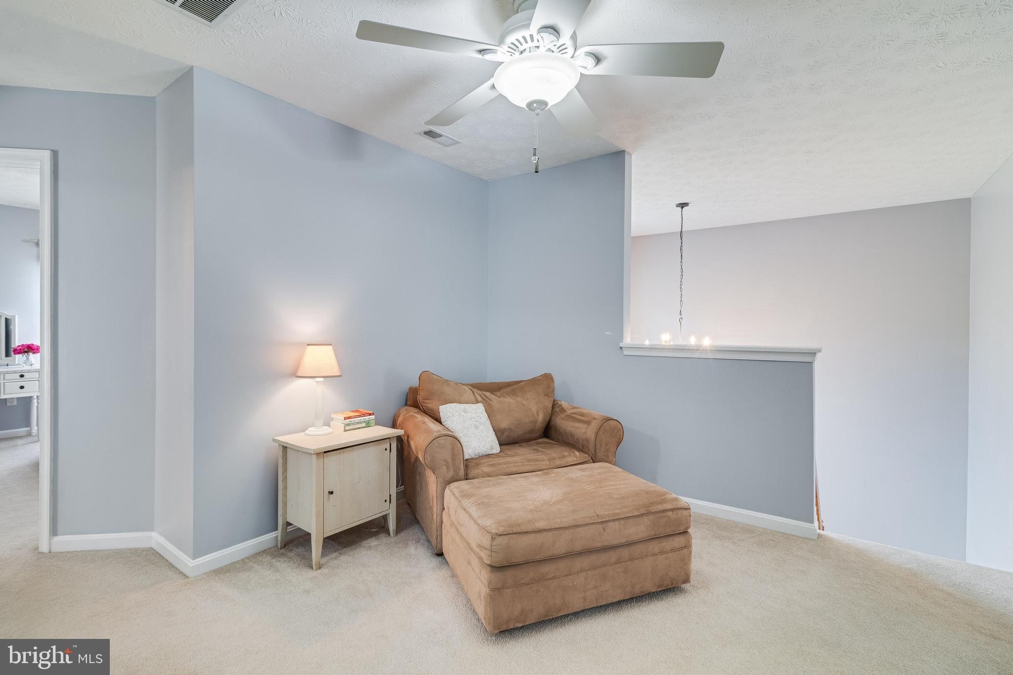 23274 Willow Creek Ln