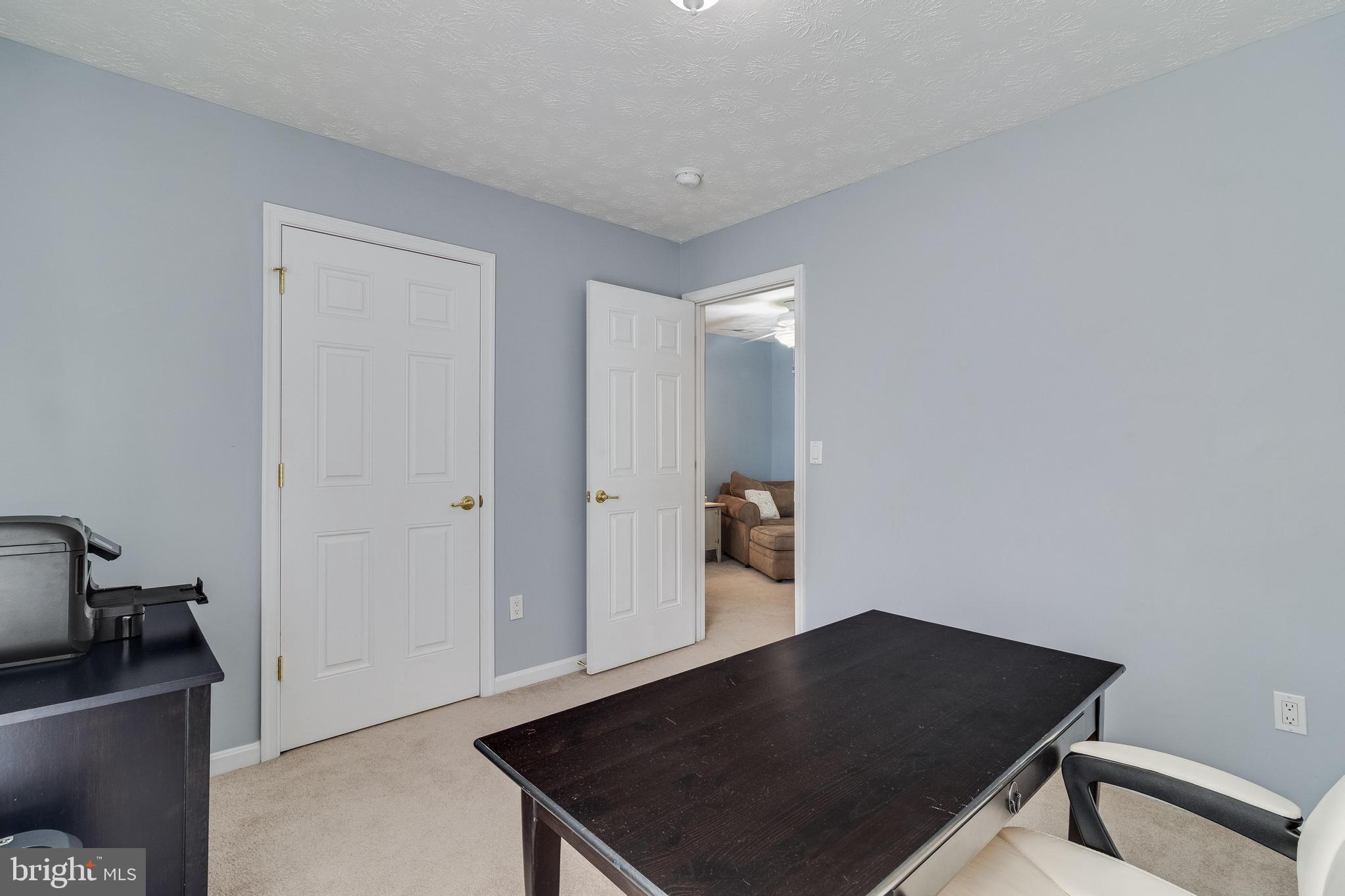 23274 Willow Creek Ln