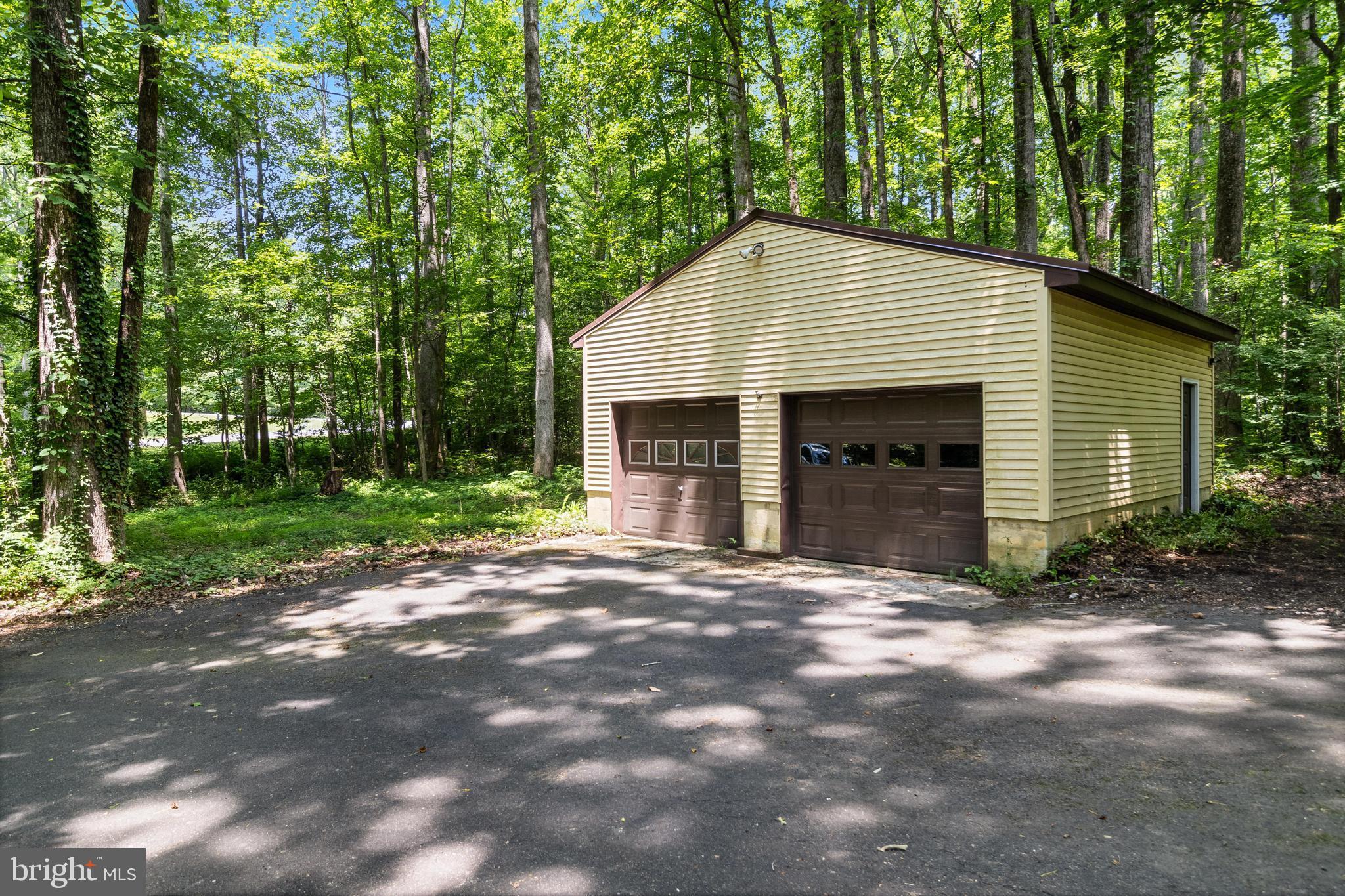 25150 GALLANT MAN DR