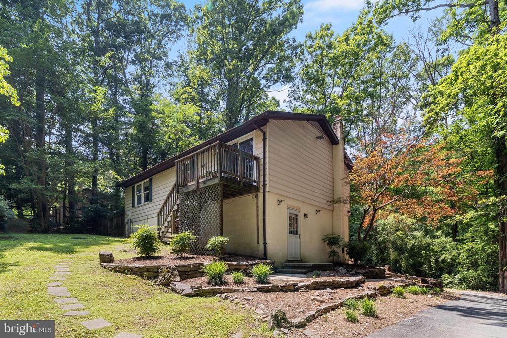 25150 GALLANT MAN DR
