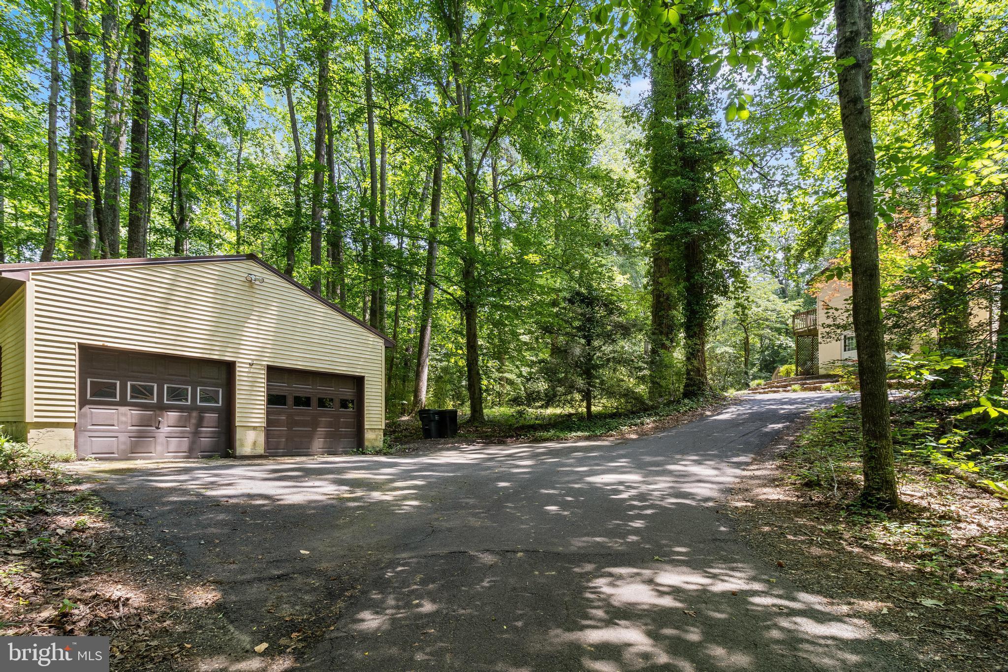 25150 GALLANT MAN DR