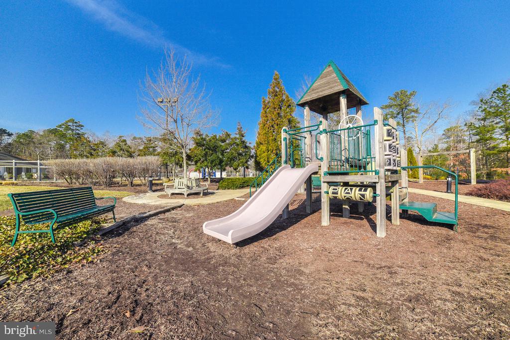 44017 SWIFT FOX DRIVE