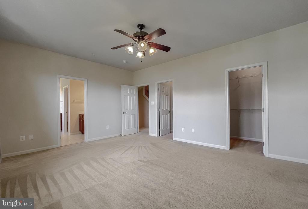 44017 SWIFT FOX DRIVE