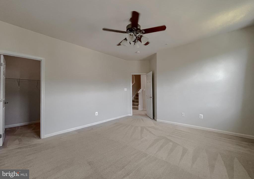 44017 SWIFT FOX DRIVE