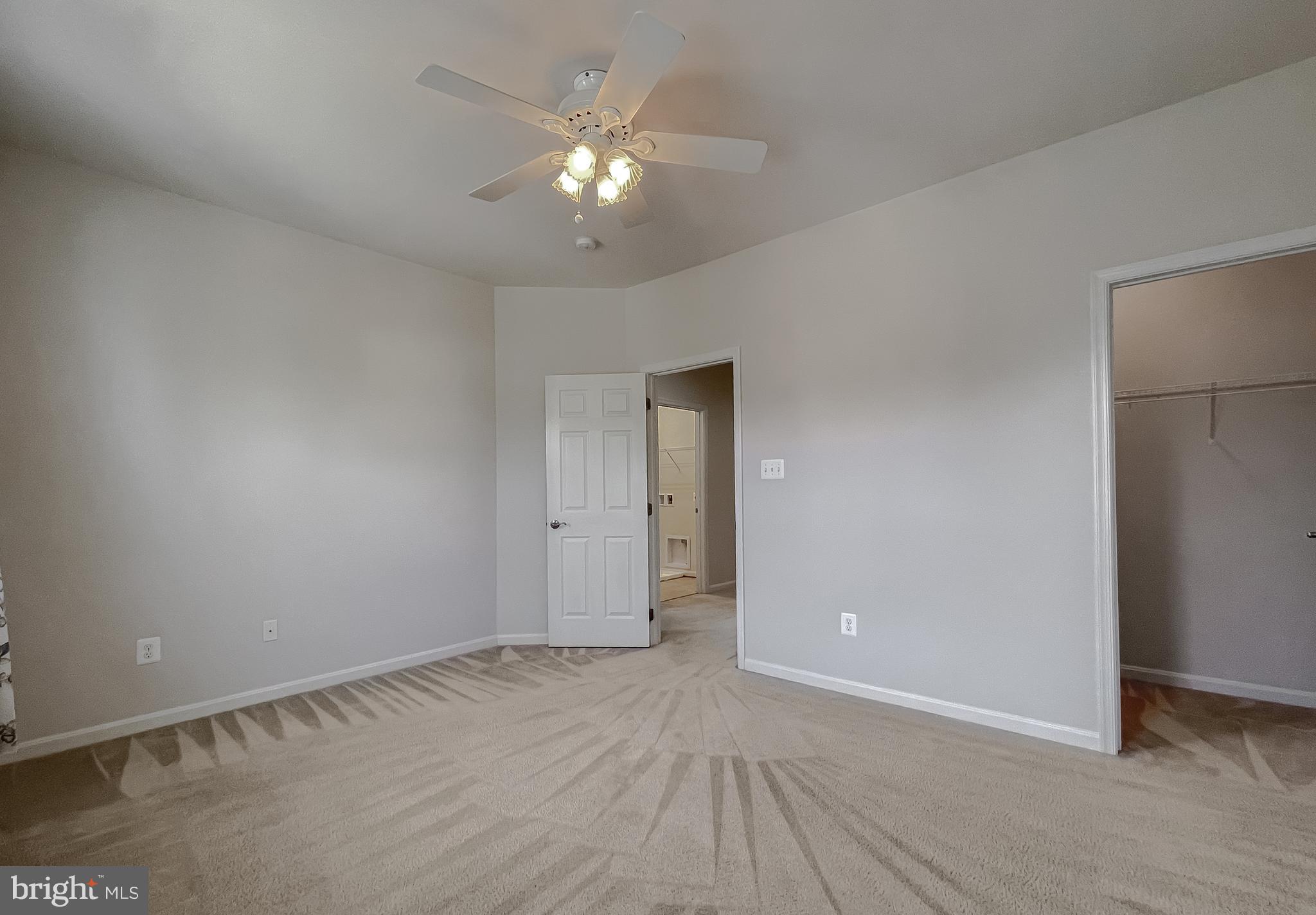 44017 SWIFT FOX DRIVE