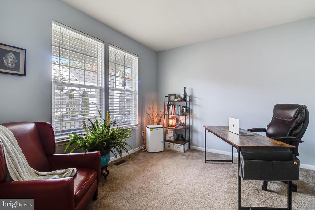 43689 GREAT LAUREL WAY
