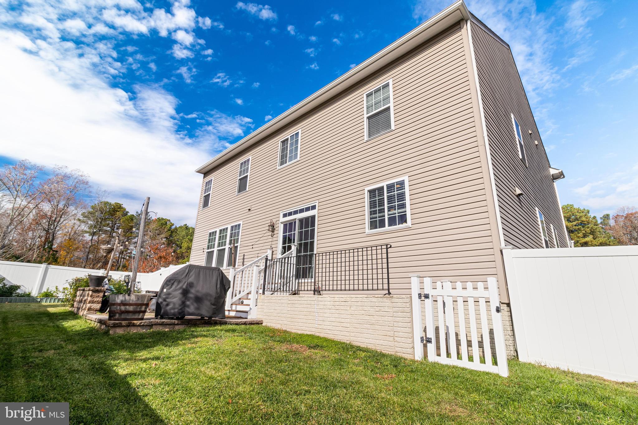 43689 GREAT LAUREL WAY