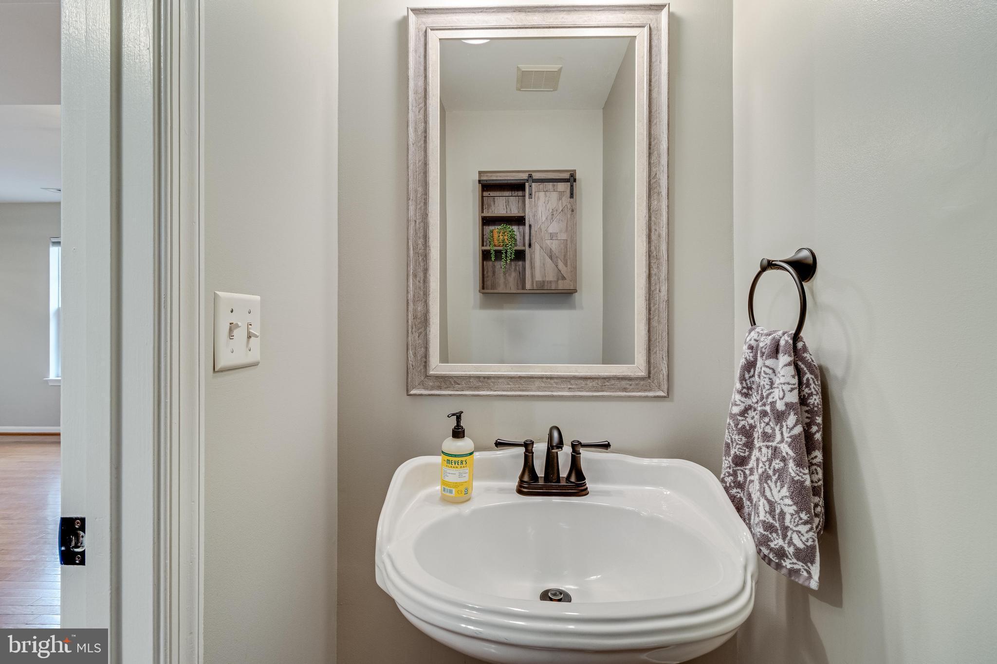 21027 HUNTING QUARTER DRIVE