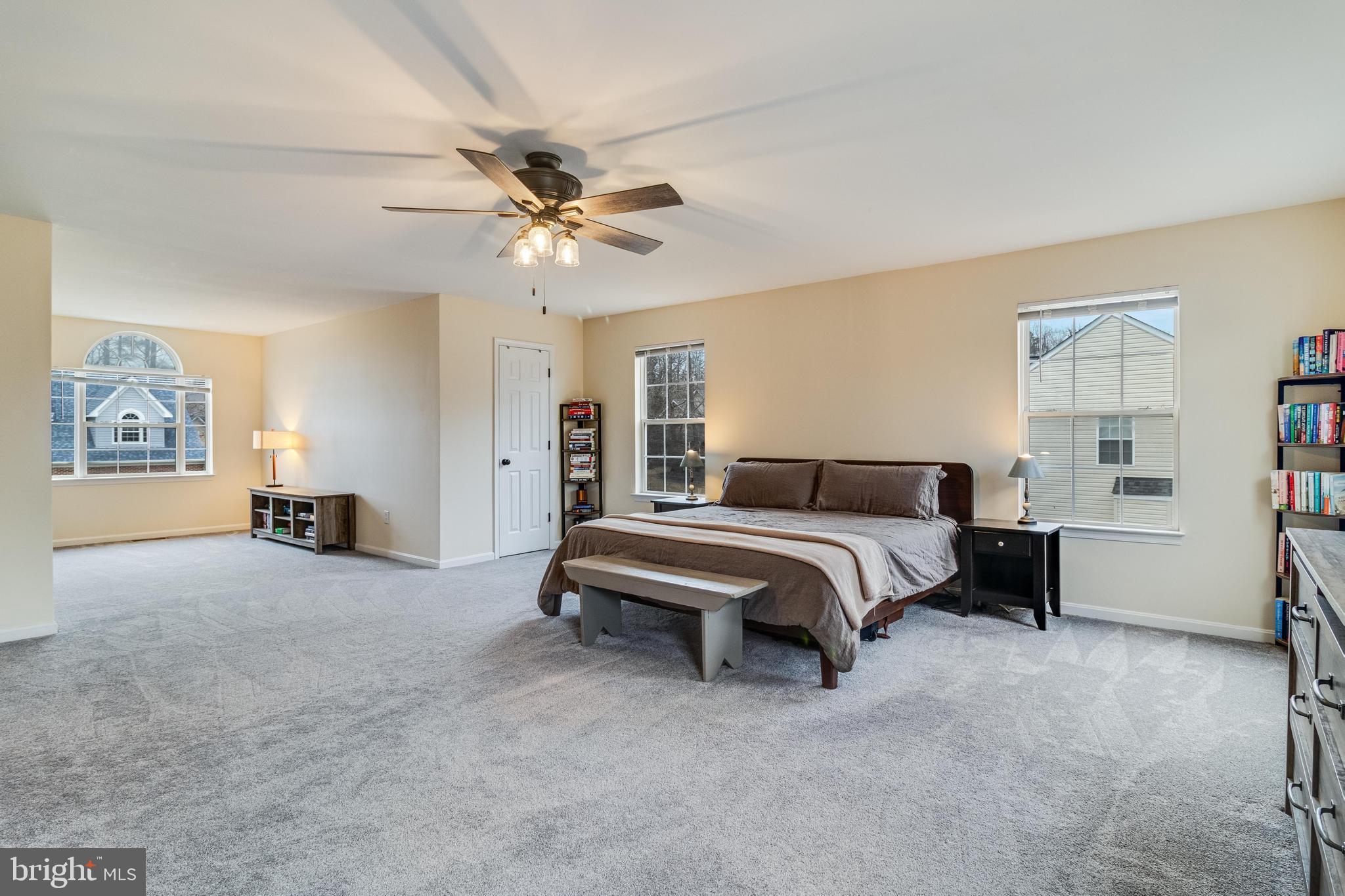 21027 HUNTING QUARTER DRIVE