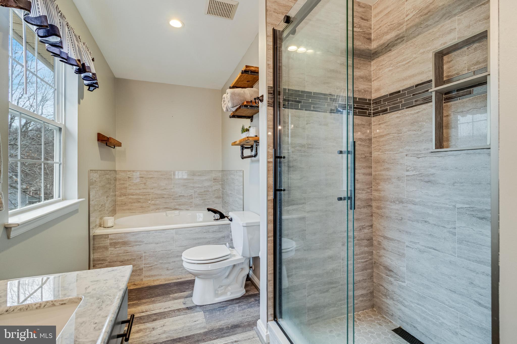 21027 HUNTING QUARTER DRIVE