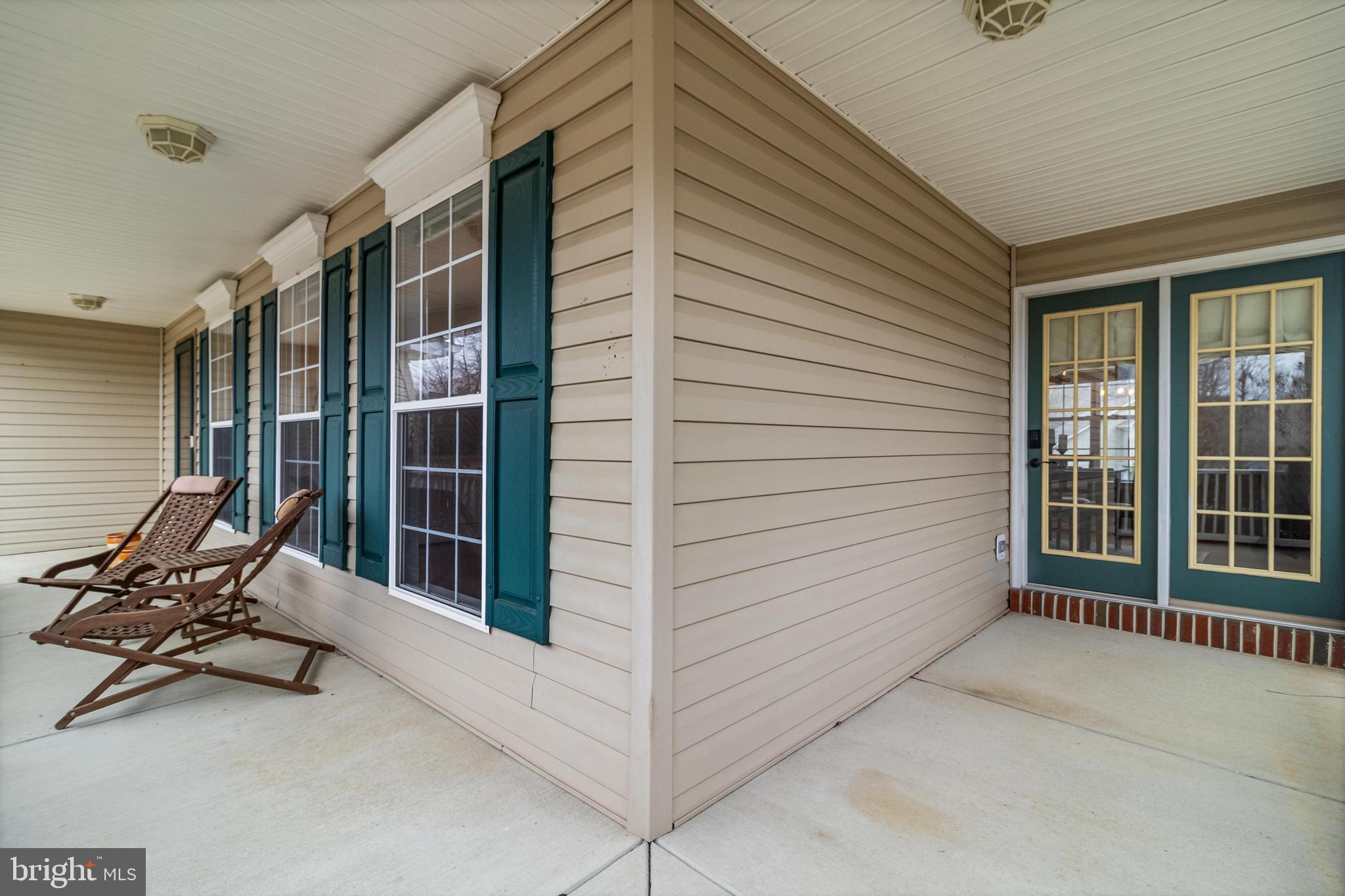 21027 HUNTING QUARTER DRIVE