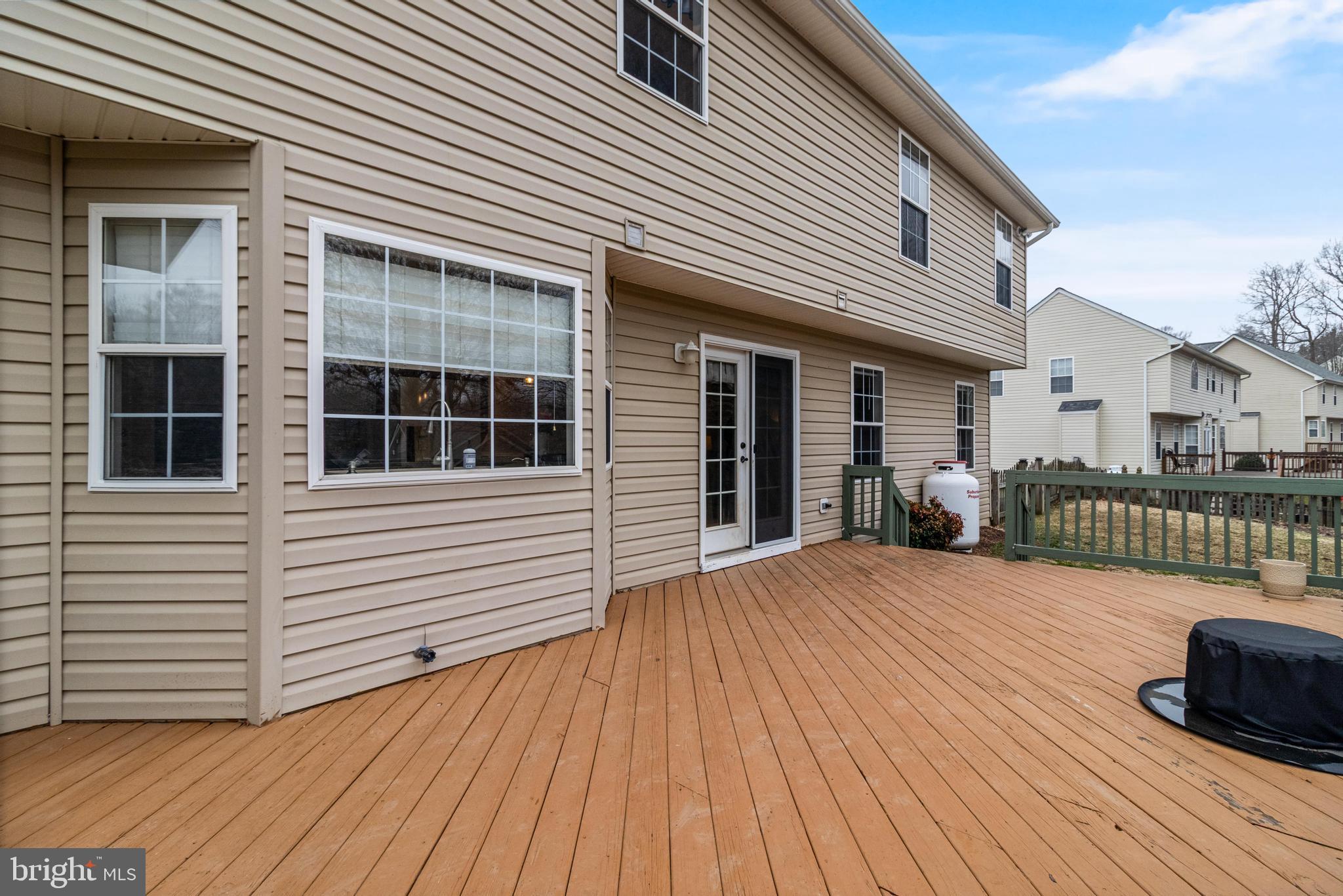 21027 HUNTING QUARTER DRIVE