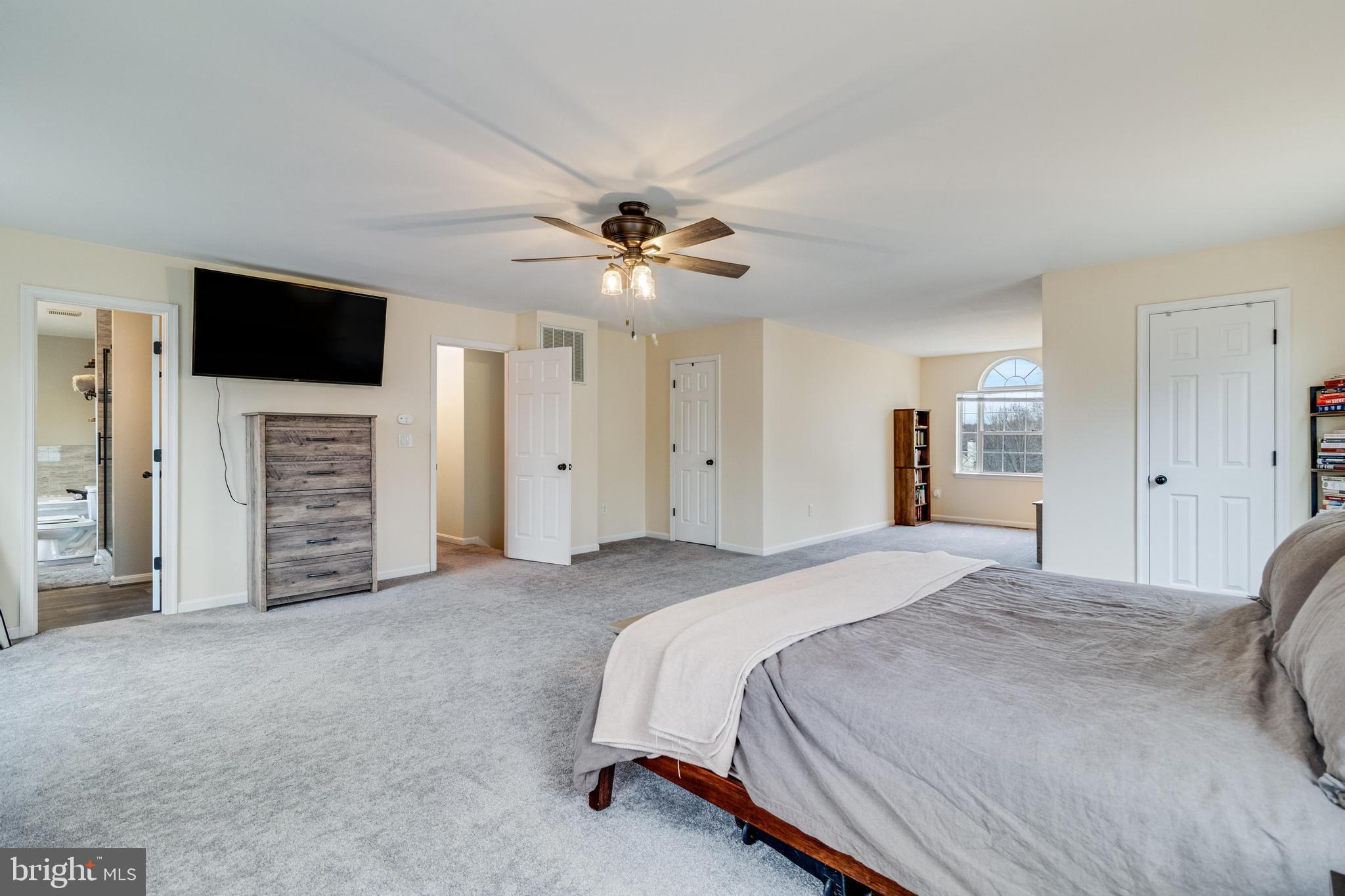 21027 HUNTING QUARTER DRIVE