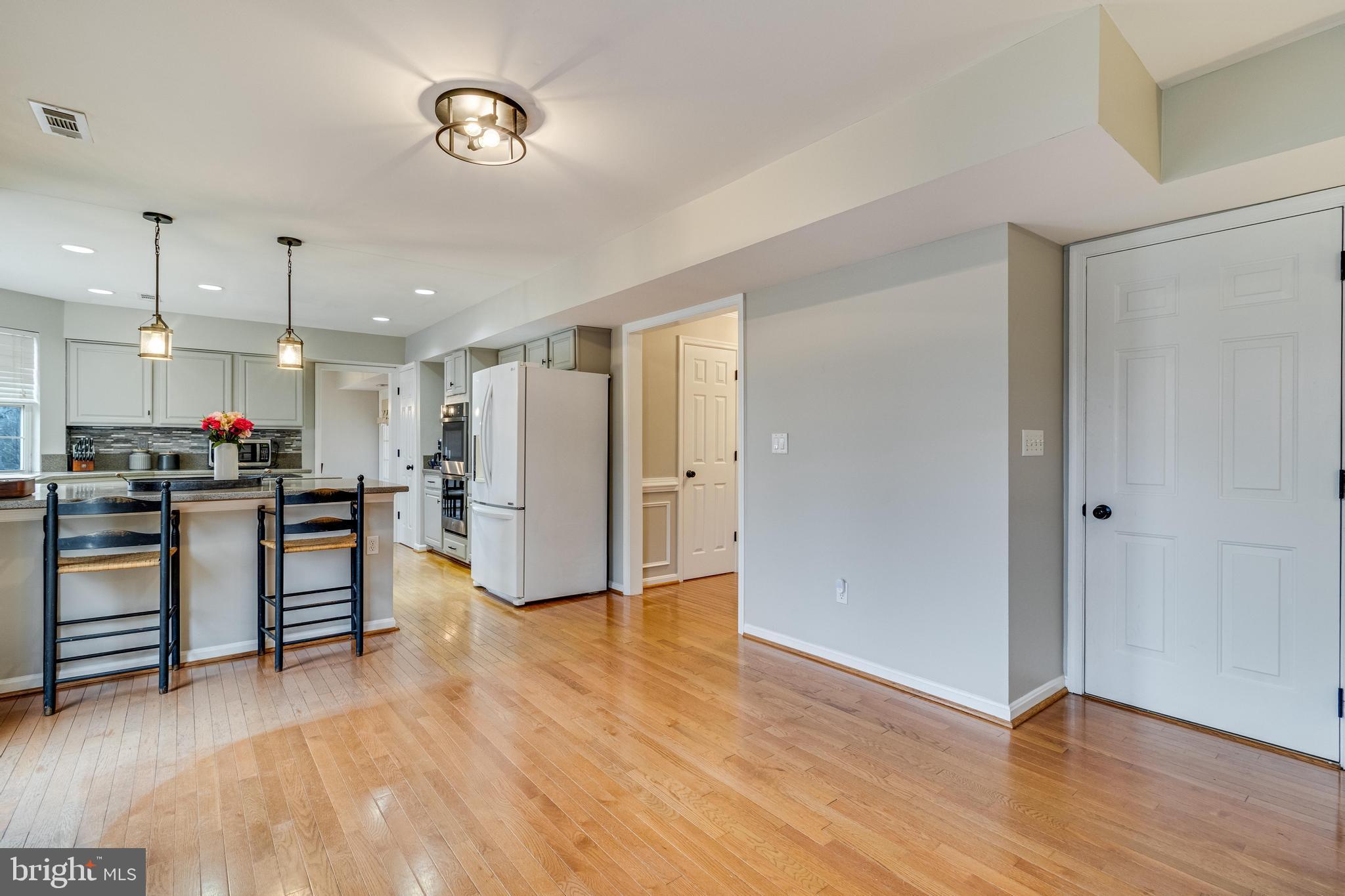 21027 HUNTING QUARTER DRIVE