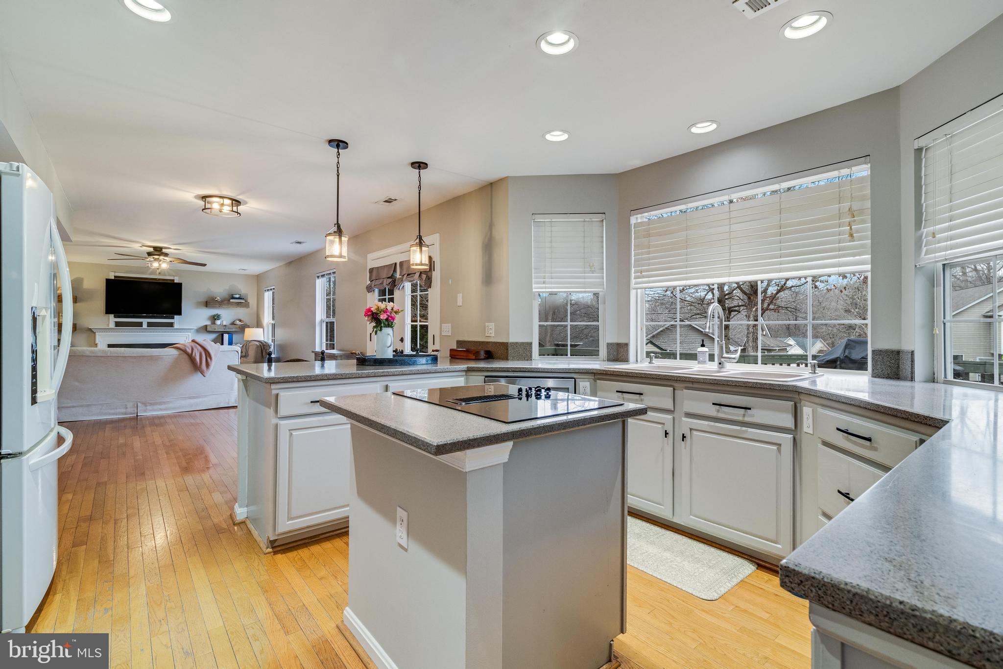 21027 HUNTING QUARTER DRIVE