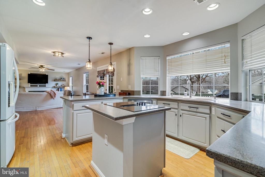21027 HUNTING QUARTER DRIVE