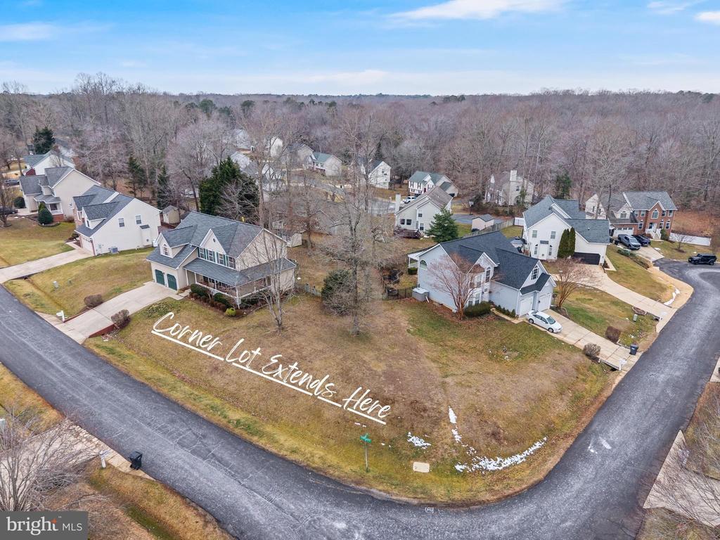 21027 HUNTING QUARTER DRIVE
