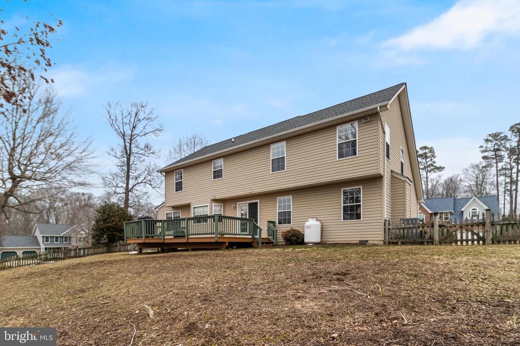 21027 HUNTING QUARTER DRIVE