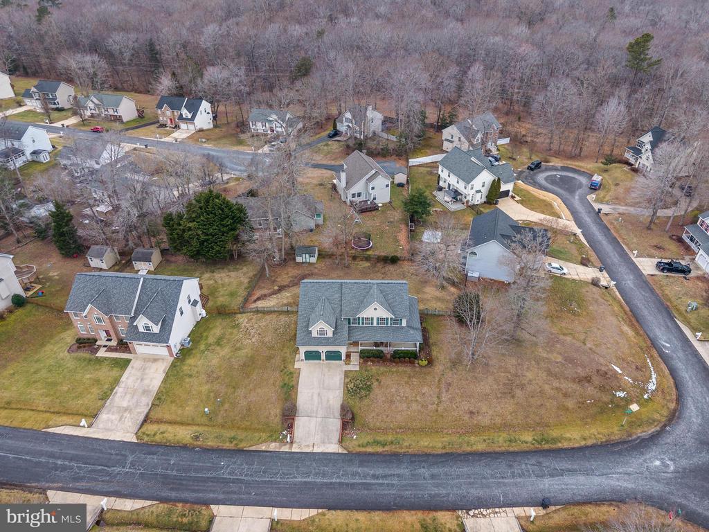 21027 HUNTING QUARTER DRIVE
