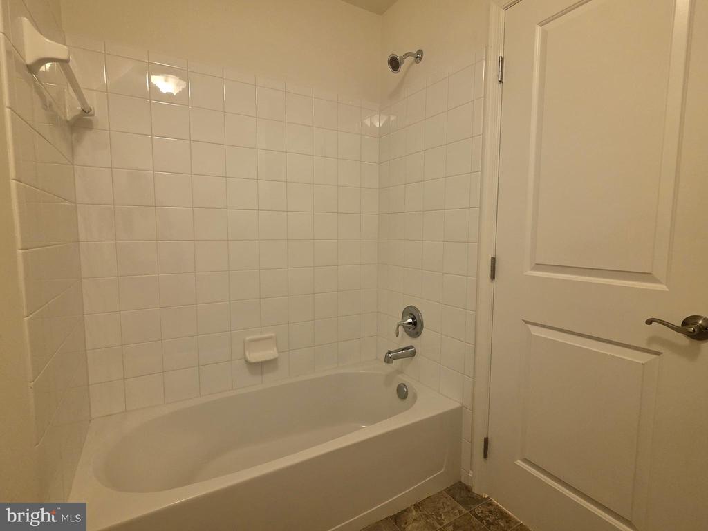 46774 MAGGIE MAE LANE