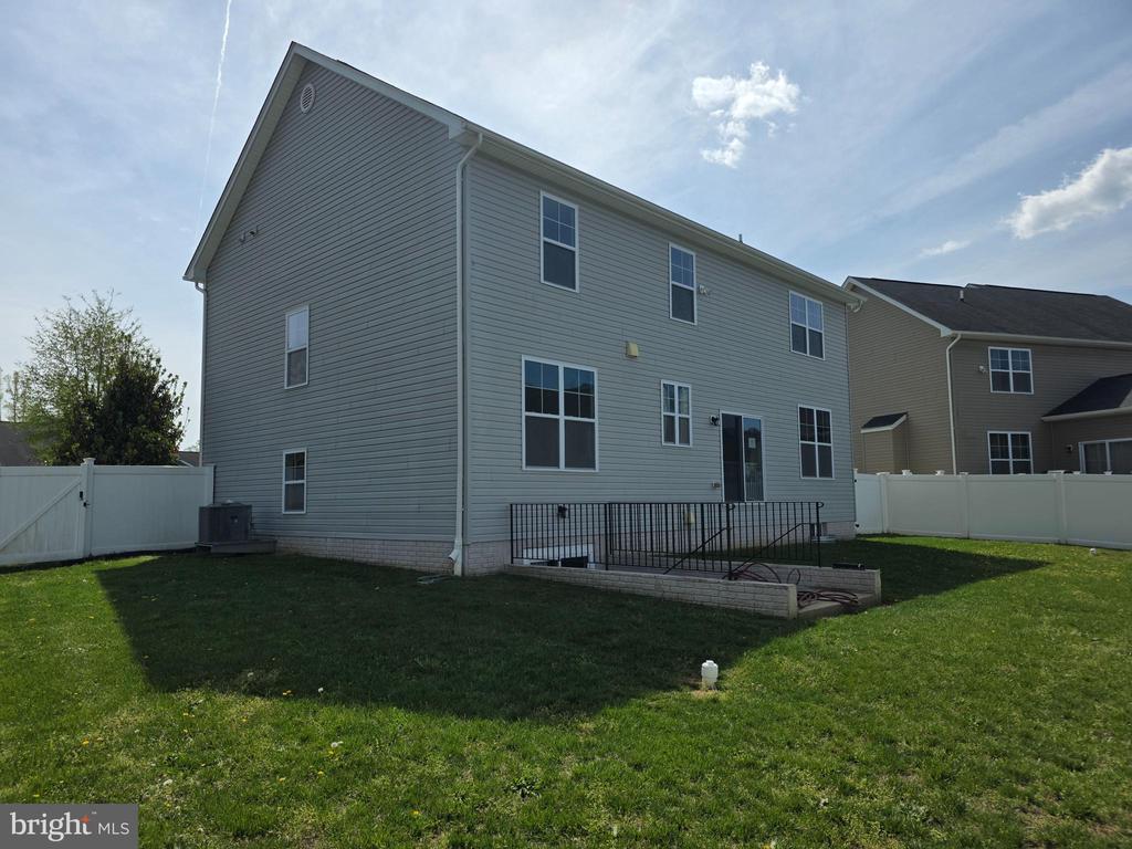 46774 MAGGIE MAE LANE
