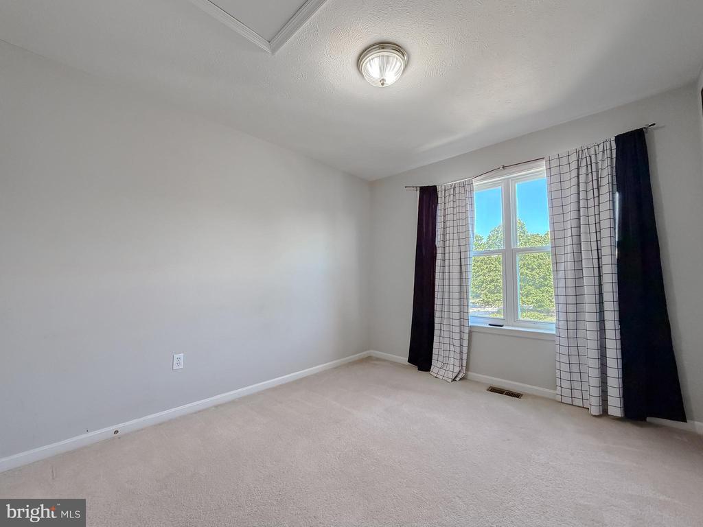 48367 SUNBURST DRIVE