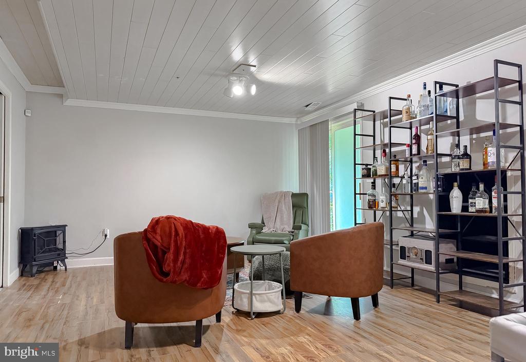 48367 SUNBURST DRIVE
