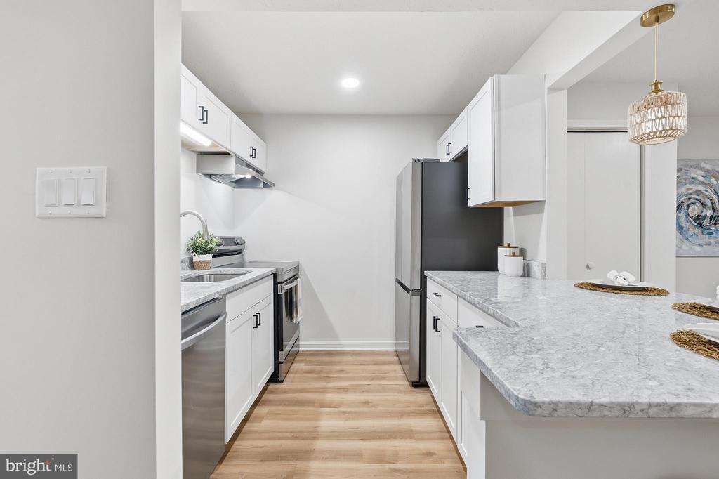 23311 SUGAR MAPLE COURT Unit: 9B