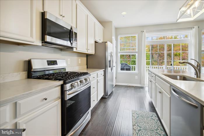 23123 AZALEA LANE