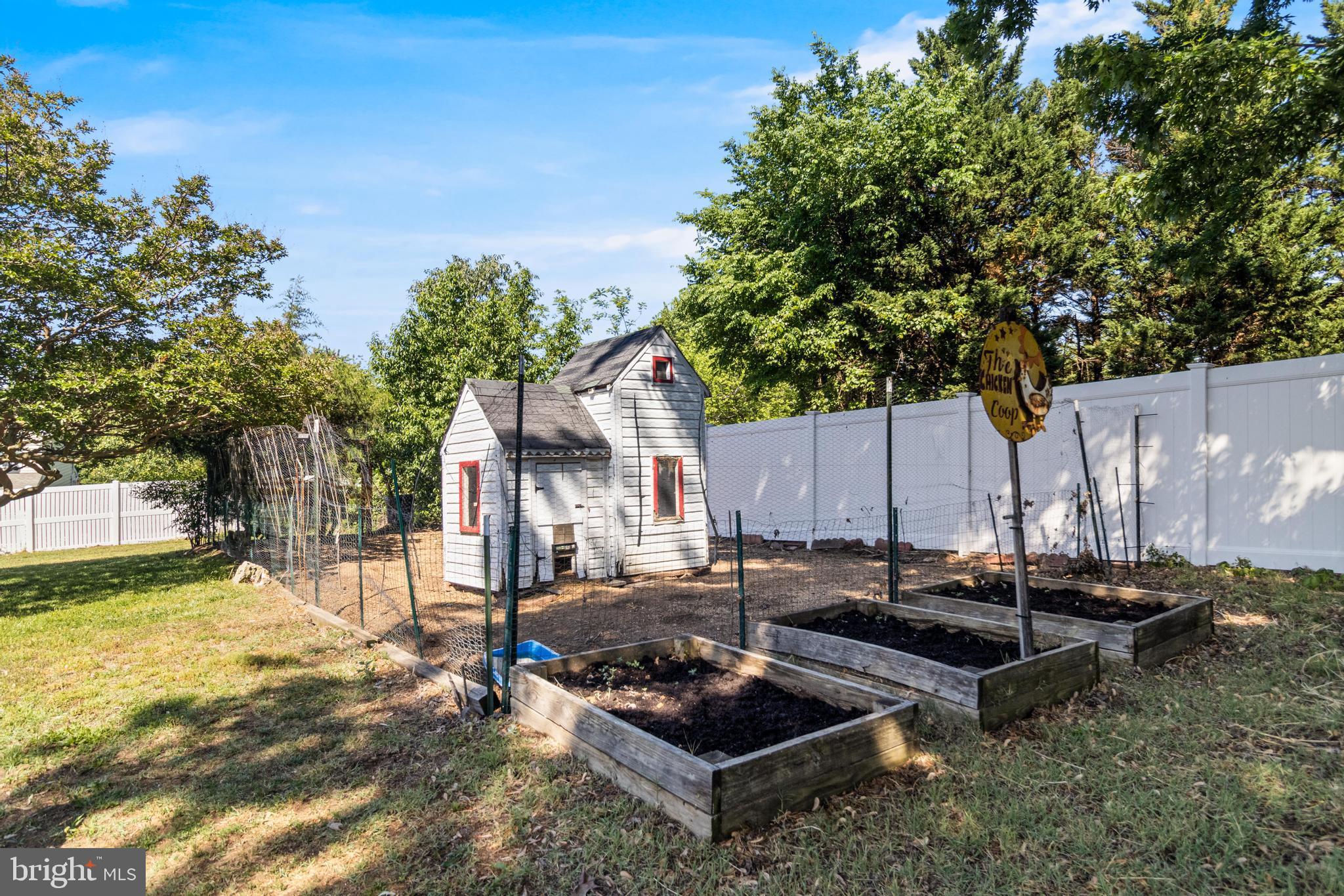 21807 POTOMAC VIEW DRIVE