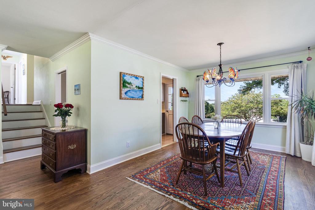 21807 POTOMAC VIEW DRIVE