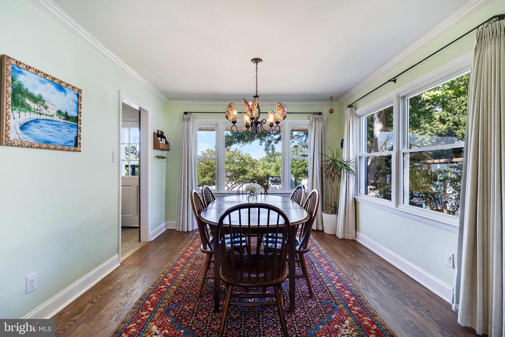 21807 POTOMAC VIEW DRIVE