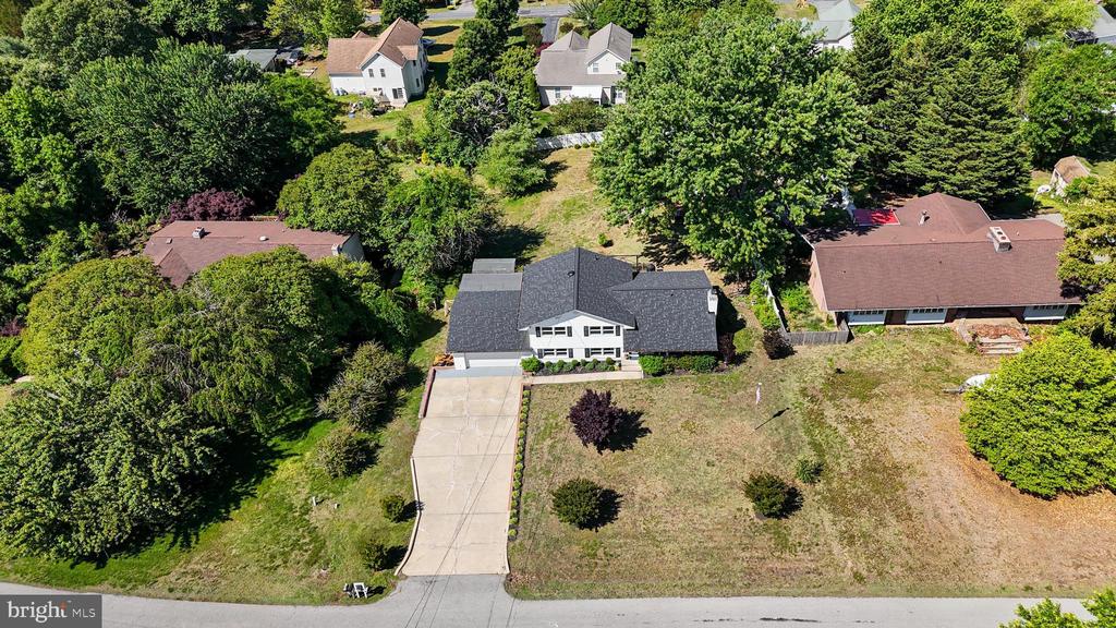 21807 POTOMAC VIEW DRIVE